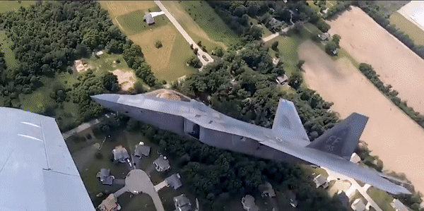 Vì sao 'chim ăn thịt' F-22 liên tục được Mỹ điều động để tiêu diệt mục tiêu xâm phạm?