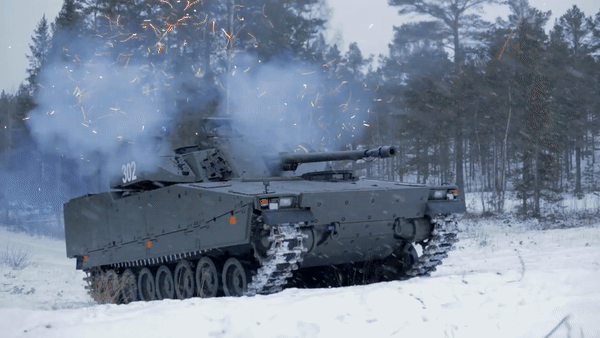 Ý xem xét mua 100 xe chiến đấu bộ binh CV90 từ Thụy Điển
