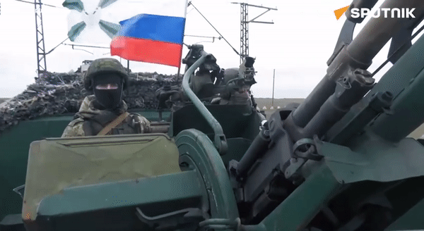 Cận cảnh đoàn tàu bọc thép Baikal của Nga