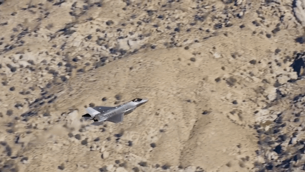 Mỹ chi 7,8 tỷ USD mua thêm tiêm kích tàng hình F-35