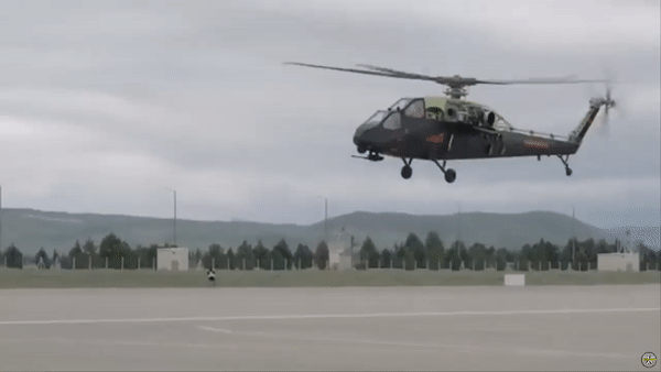 Trực thăng tấn công hạng nặng T929 Thổ Nhĩ Kỳ lần đầu tiên bay thử