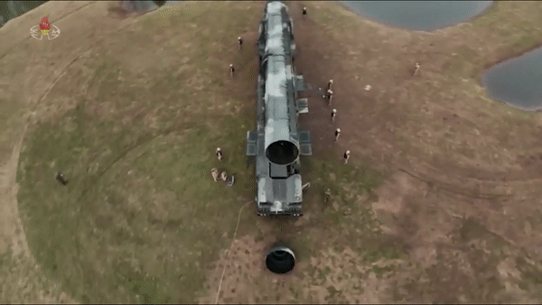 Triều Tiên công bố video thử nghiệm 'tên lửa quái vật' Hwasong-18