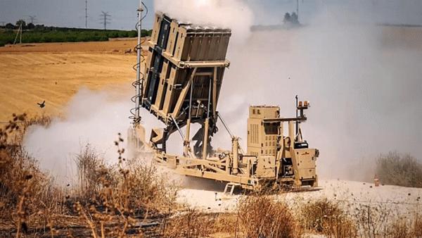 Mỹ sẽ cho Israel thuê lại 'Vòm Sắt' để tăng cường phòng thủ