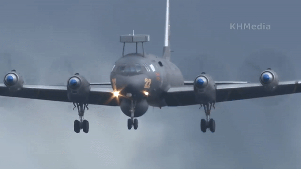 Ấn Độ chia tay với 'sát thủ trinh sát săn ngầm' IL-38SD