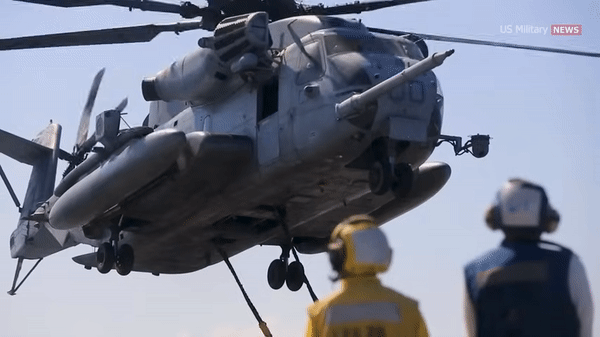 Siêu trực thăng CH-53E của Mỹ to lớn cỡ nào?