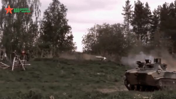 Lộ diện tên lửa ‘sát thủ’ đã hạ gục xe tăng Leopard 1A5 