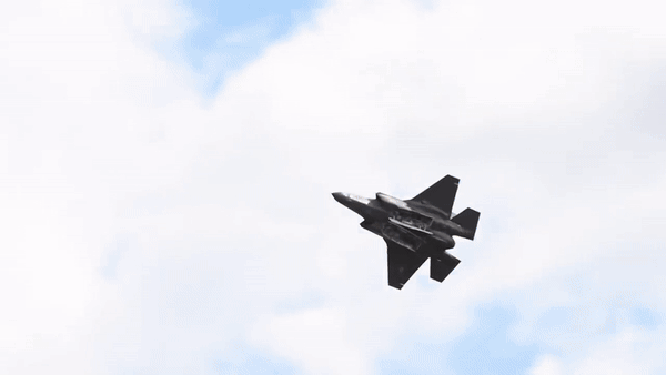 Singapore bất ngờ nâng phi đội tiêm kích tàng hình F-35 lên 20 chiếc