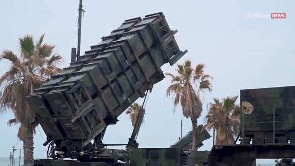 Xuất hiện clip Nga dùng tên lửa Iskander phá hủy bệ phóng tên lửa Patriot