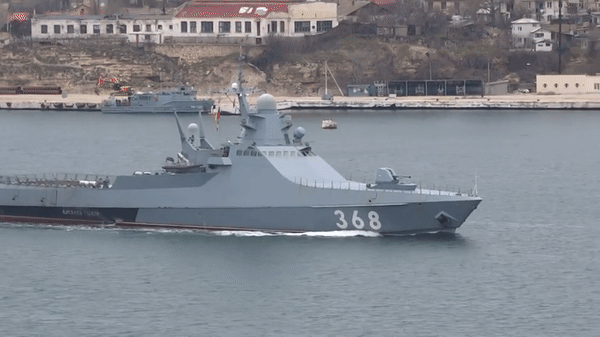 Chiến hạm hiện đại trị giá 65 triệu USD của Nga bị đánh chìm ở biển Đen?