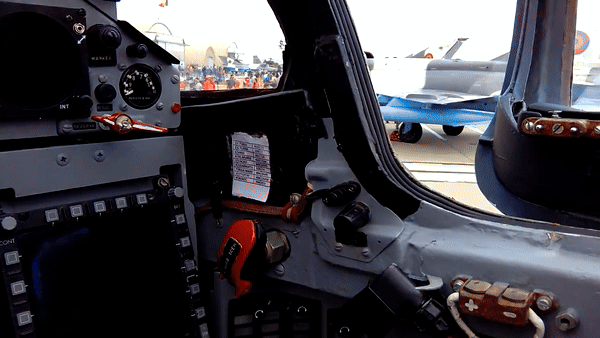 Phiên bản MiG-21 sánh ngang với F-16 về độ phức tạp của hệ thống điện tử