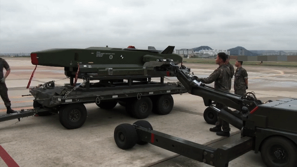 Đức có thể đổi tên lửa Taurus cho Anh, để Ukraine được nhận dòng Storm Shadow 
