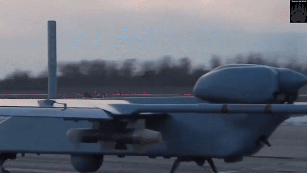Ukraine tuyên bố hạ UAV Forpost 'đắt bậc nhất' của Nga