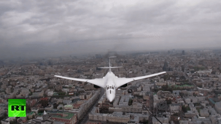 [ẢNH] Mỹ chế giễu kỷ lục mới của Tu-160... chưa bằng một nửa B-52