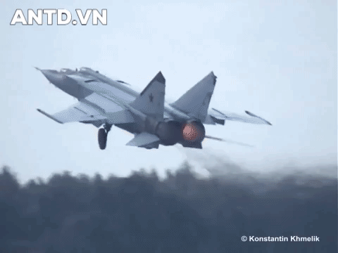 Tiêm kích MiG-25 Liên Xô đã đánh lừa tình báo NATO như thế nào?