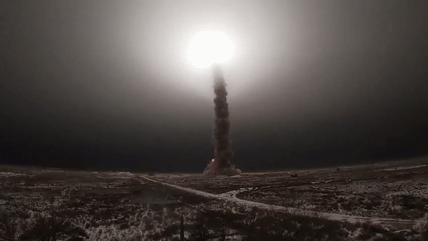 Lực lượng hàng không vũ trụ Nga thử nghiệm hệ thống phòng thủ tên lửa bí ẩn