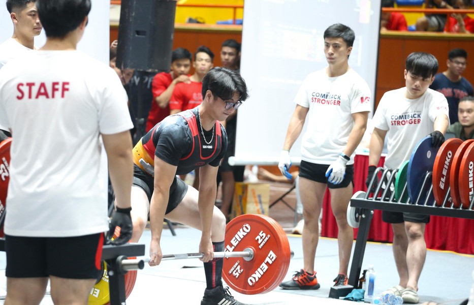 Giới trẻ thích thú với môn thể thao cơ bắp mới du nhập Việt Nam ảnh 3