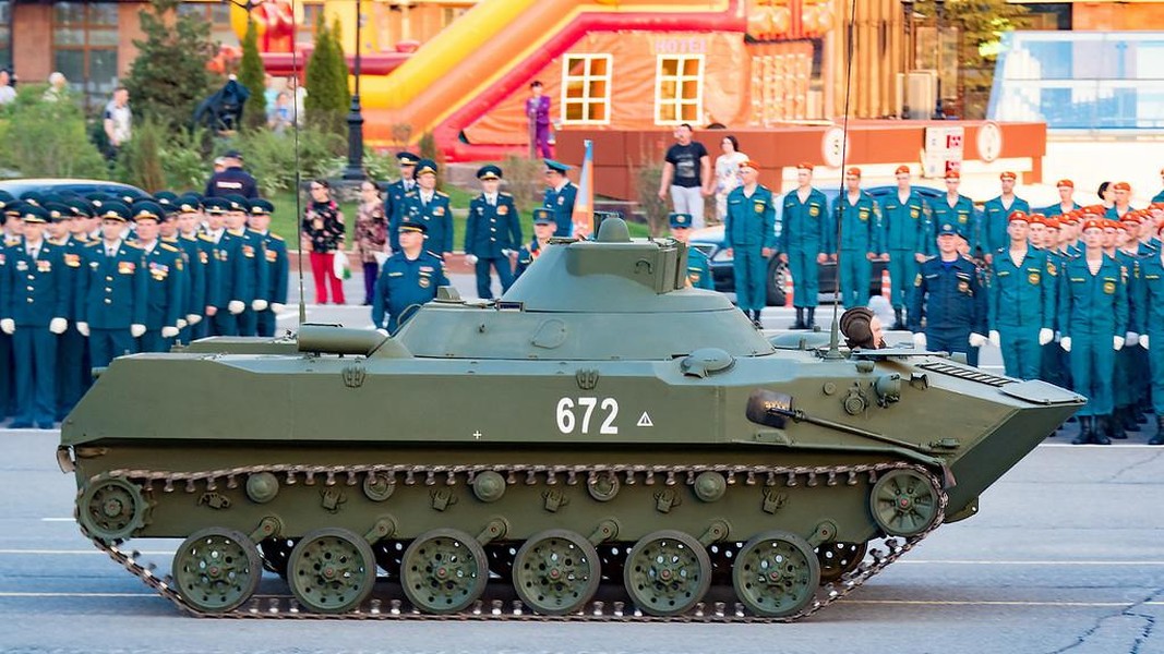 Xe chỉ huy hỏa lực hiếm gặp 1V119 Rheostat của Nga bị bỏ lại ở Kherson ảnh 7