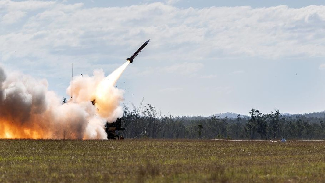 Ukraine đề nghị Mỹ chuyển giao 'rồng lửa' Patriot để đánh chặn tên lửa Nga ảnh 30