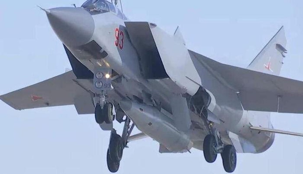 Ukraine cảnh báo nguy cơ bị tên lửa siêu thanh Kh-47 'dao găm' tấn công ảnh 22