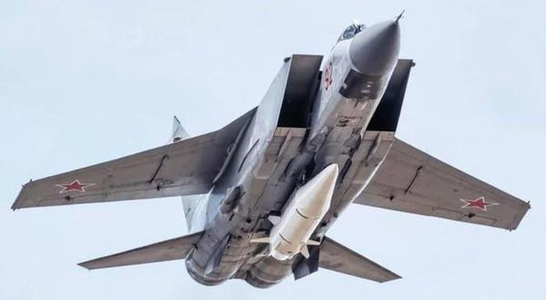 Ukraine cảnh báo nguy cơ bị tên lửa siêu thanh Kh-47 'dao găm' tấn công ảnh 23