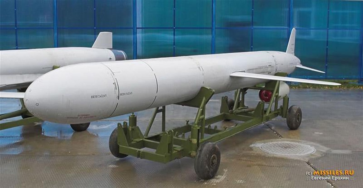 Anh nói Nga dùng tên lửa hành trình hạt nhân Liên Xô tháo đầu đạn để đánh lừa Ukraine ảnh 7