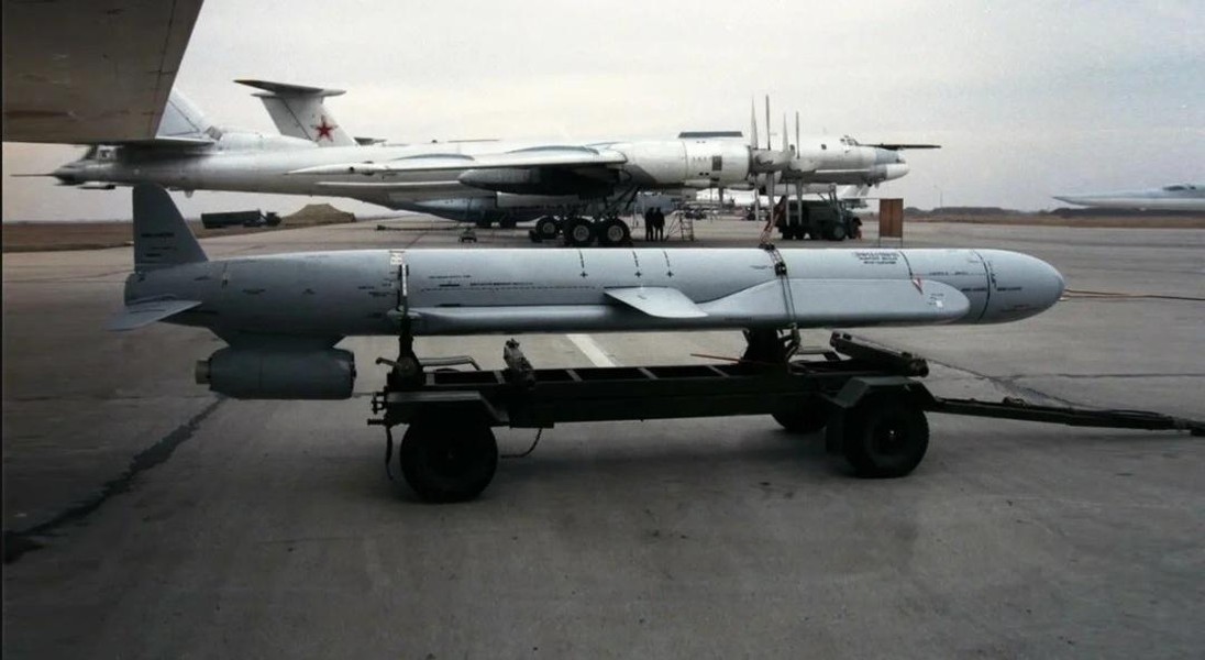 Anh nói Nga dùng tên lửa hành trình hạt nhân Liên Xô tháo đầu đạn để đánh lừa Ukraine ảnh 13