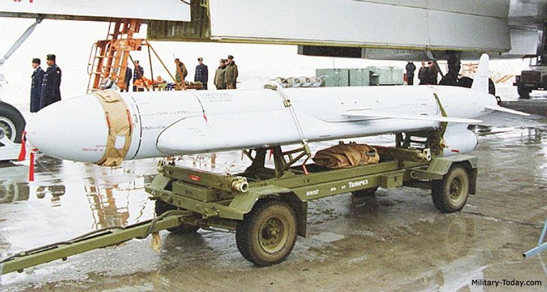 Anh nói Nga dùng tên lửa hành trình hạt nhân Liên Xô tháo đầu đạn để đánh lừa Ukraine