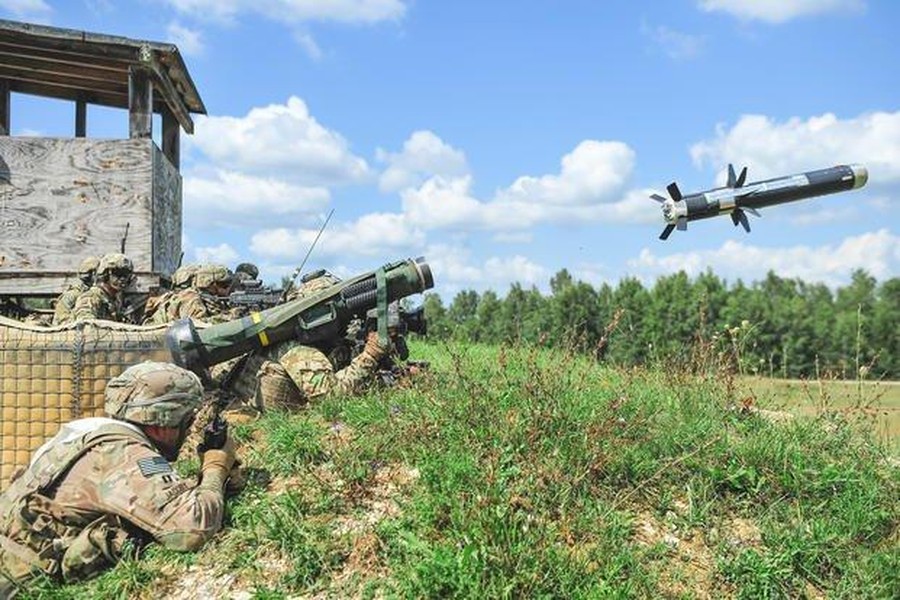 Ukraine dùng tên lửa chống tăng Javelin tập kích công sự Nga tại tả ngạn sông Dnipro  ảnh 24