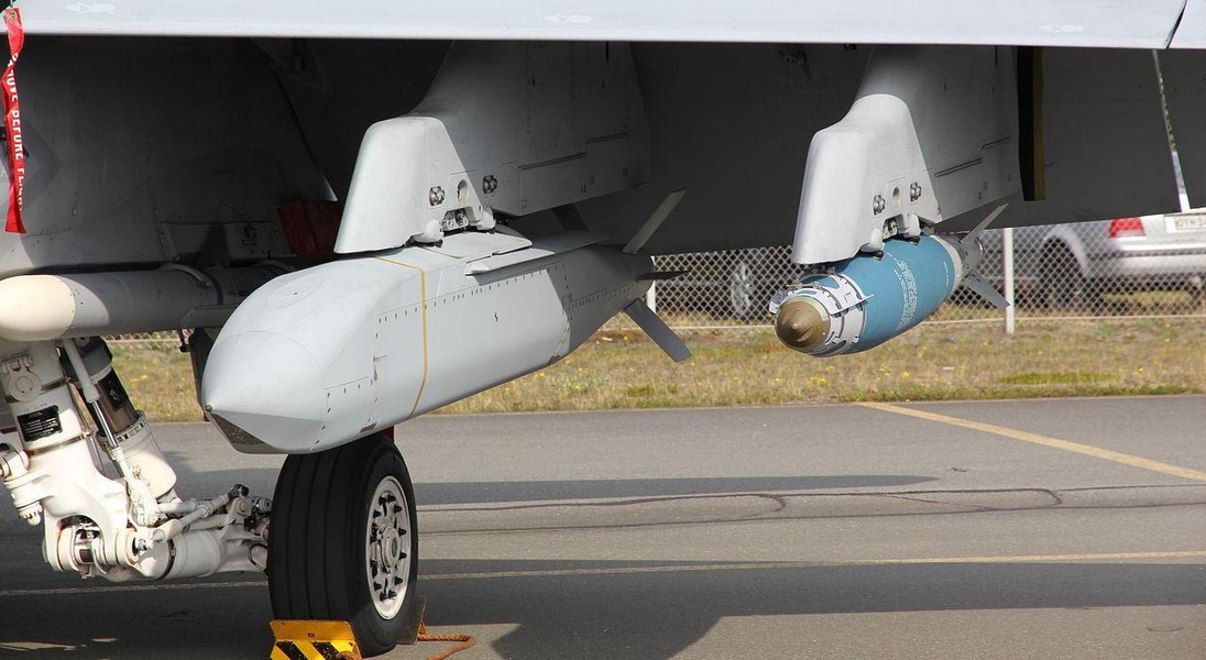 Bom dẫn đường AGM-154 cực nguy hiểm của Mỹ sẽ được Phần Lan trang bị ảnh 19