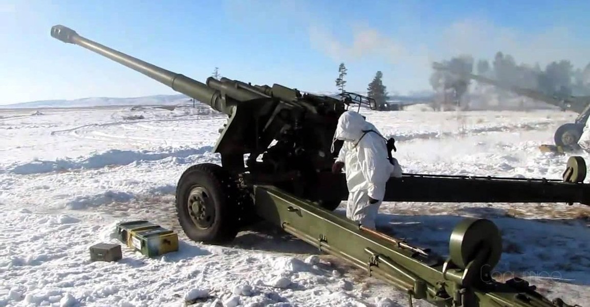 'Vua pháo kéo' 2S65 Msta-B Nga bị đạn thông minh M982 Excalibur Ukraine đánh trúng ảnh 9