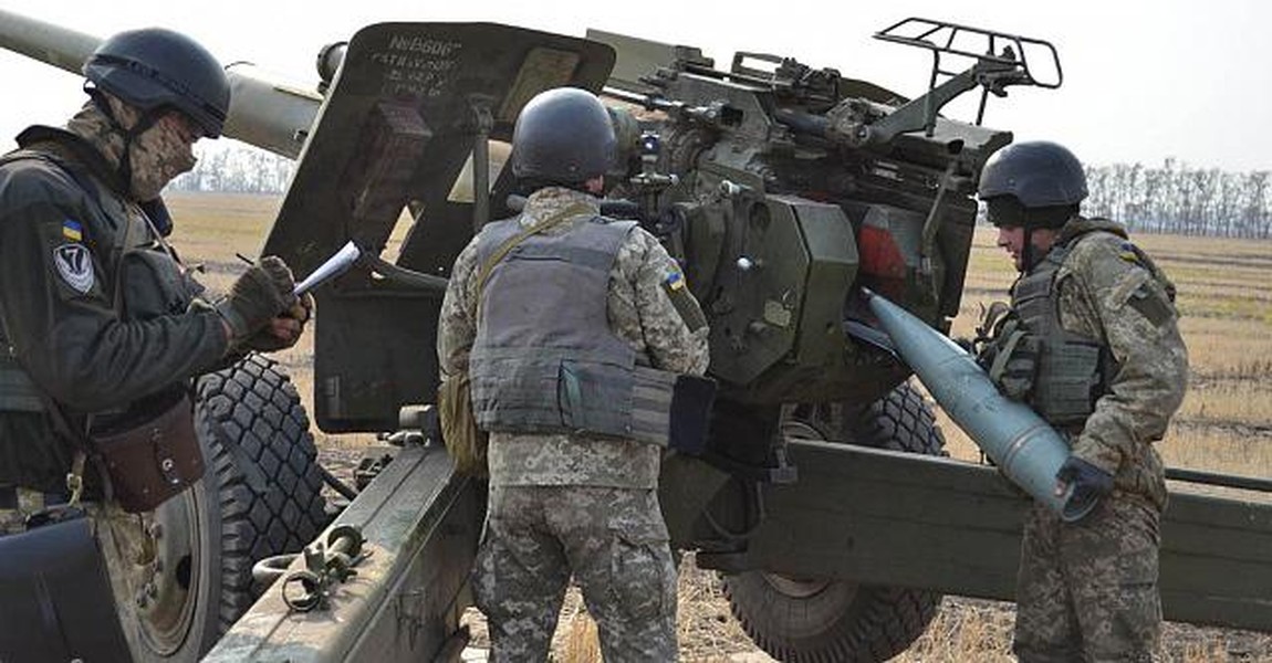'Vua pháo kéo' 2S65 Msta-B Nga bị đạn thông minh M982 Excalibur Ukraine đánh trúng ảnh 20