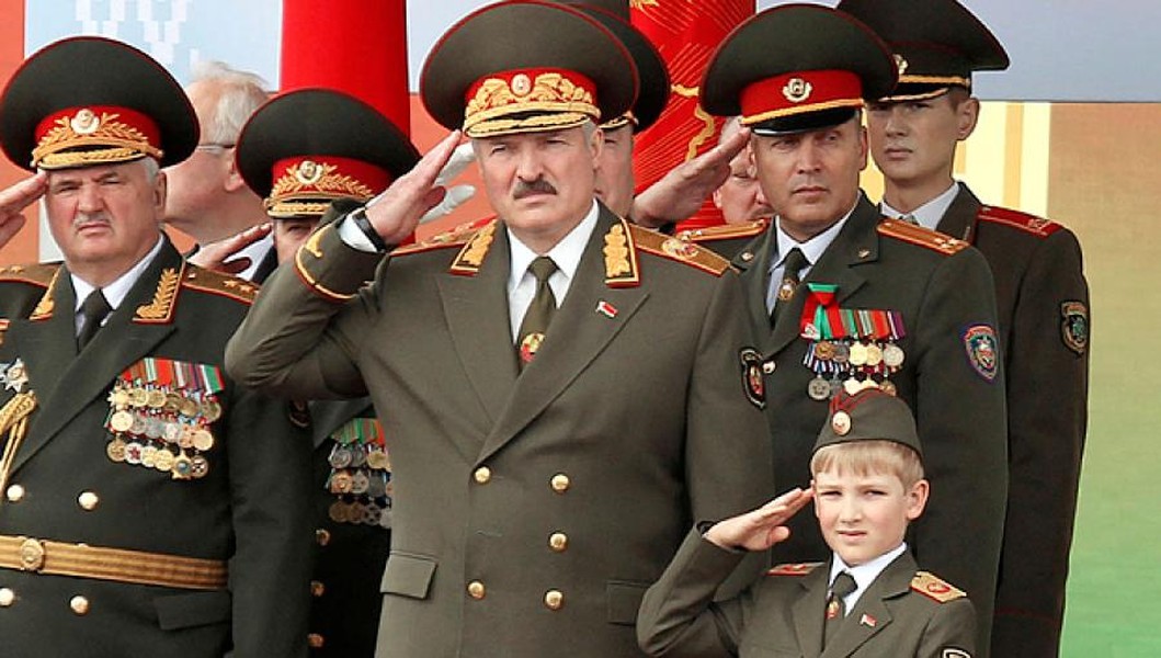 [ẢNH] Belarus bất ngờ tổng động viên quân dự bị khi căng thẳng leo thang ảnh 1