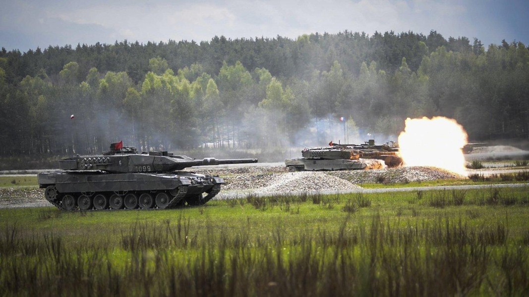 Ba Lan tức giận vì Đức chỉ giao xe tăng Leopard 1A5 thay vì Leopard 2A4 như đã hứa