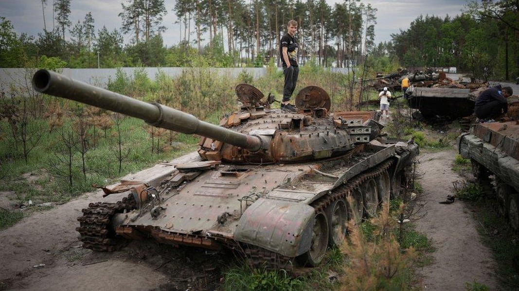 Bật mí cách lính kỹ thuật Ukraine phục chế, hồi sinh thiết giáp chiến lợi phẩm