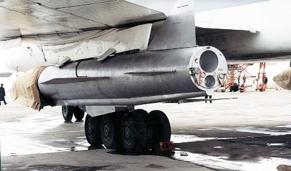 Nga tung tên lửa siêu thanh Kh-95 bí ẩn vào cuộc xung đột ở Ukraine?
