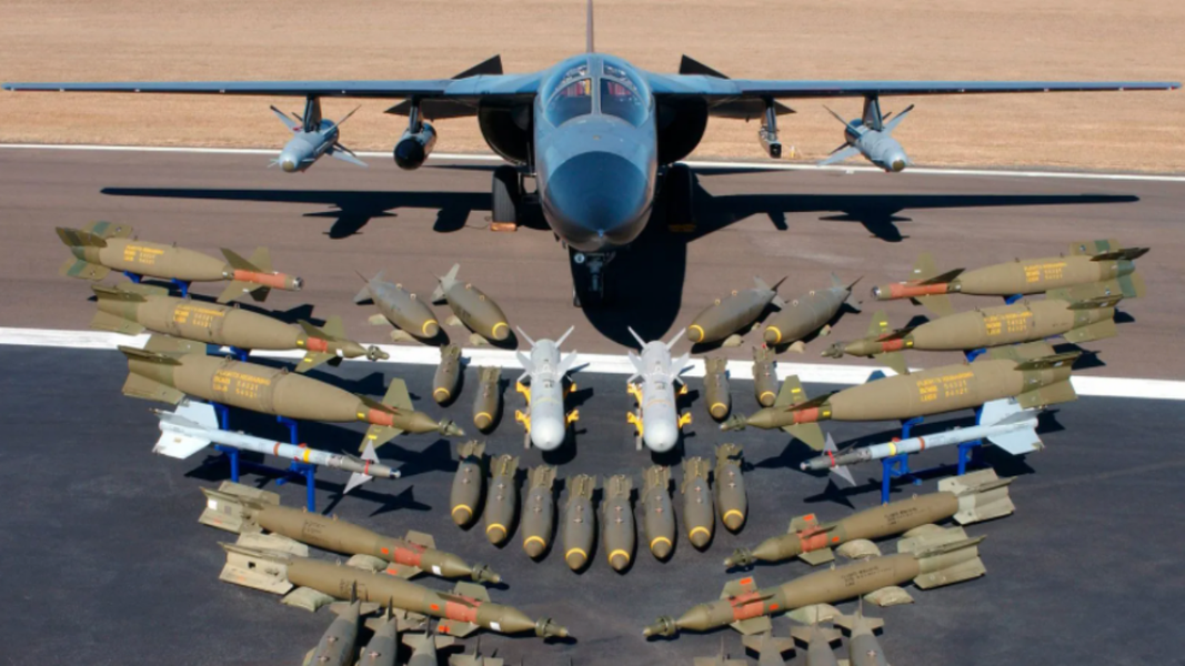 Tại sao chiến đấu cơ F-111 Aardvark được gọi là 'kỳ quan công nghệ'? | Báo  điện tử An ninh Thủ đô