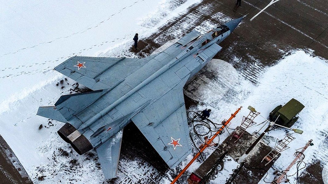 Đánh chặn tầm cao: Tiêm kích MiG-31BM hay Su-35S là bá chủ? ảnh 16