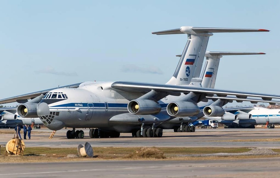 Kyiv báo động bởi hoạt động bất thường của hàng không vận tải Nga ở Belarus ảnh 9