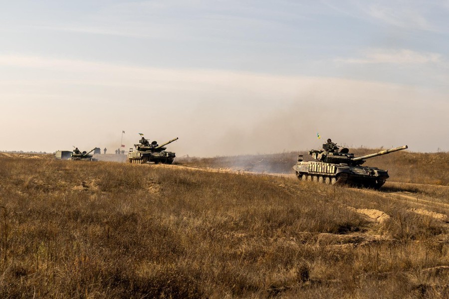 Quân đội Ukraine có thể tiếp cận biên giới Crimea chỉ trong vòng 2 - 4 tháng ảnh 1