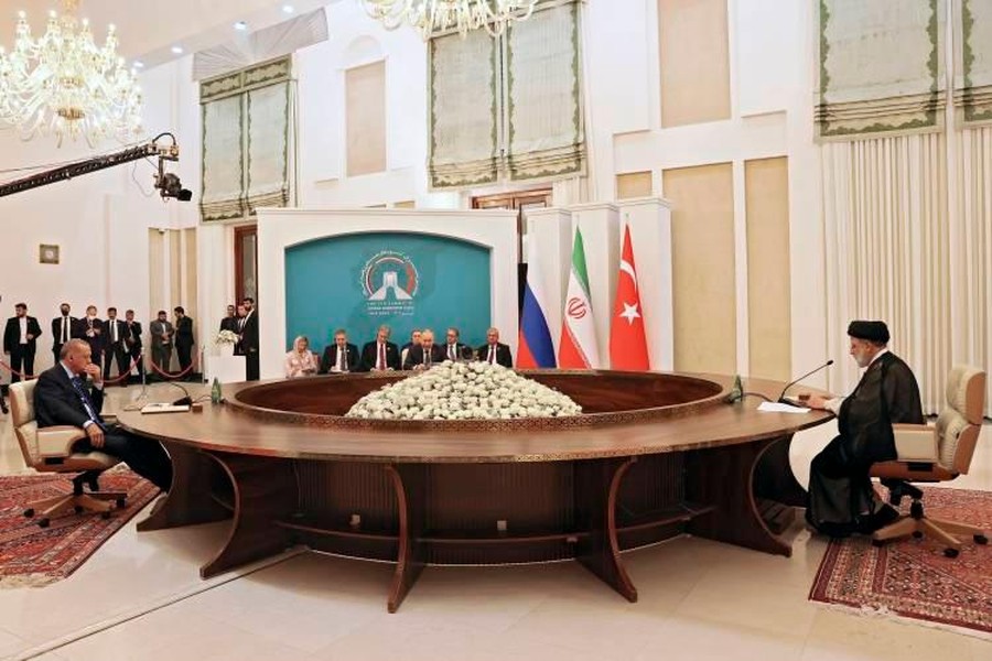 Phương Tây bối rối sau chuyến thăm Iran của Thư ký Hội đồng An ninh Nga Patrushev ảnh 14
