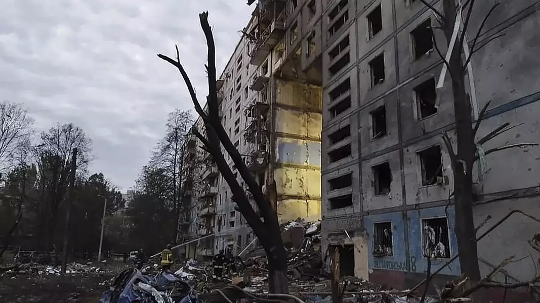 Kyiv tiếp tục rung chuyển: Nga tích lũy bao lâu cho một cuộc tấn công tên lửa quy mô lớn? ảnh 2