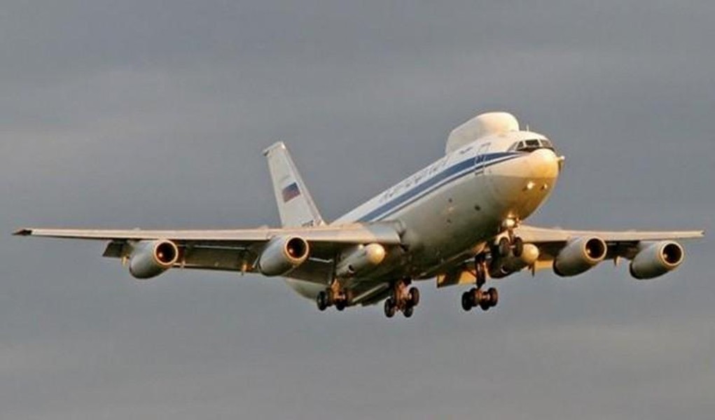 'Máy bay ngày tận thế' Il-80 liên lạc với tàu ngầm hạt nhân giữa cuộc tấn công tên lửa Ukraine ảnh 11