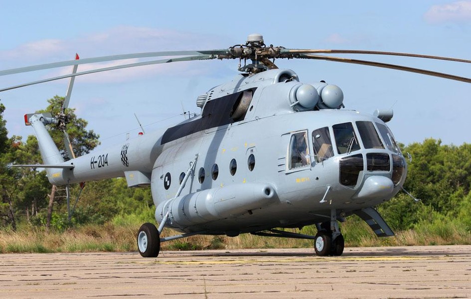 Ukraine nhận số lượng lớn trực thăng Mi-8 từ đối tác bất ngờ ảnh 9