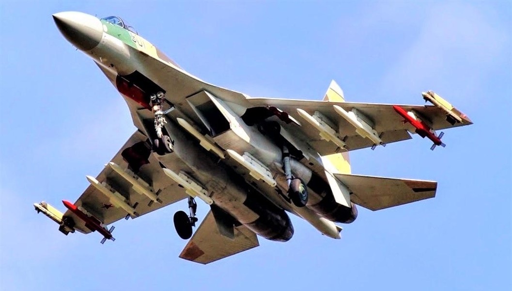 Đánh chặn tầm cao: Tiêm kích MiG-31BM hay Su-35S là bá chủ?