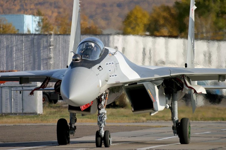 Không quân Nga nhận lô chiến đấu cơ thứ ba trong tháng, đã có tiêm kích Su-35 ảnh 13