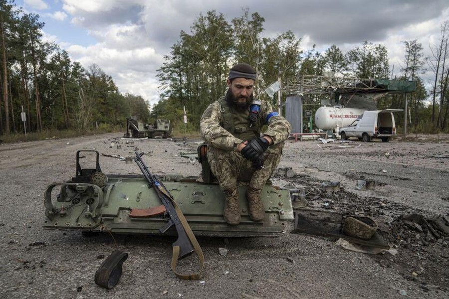 Tình báo Anh: Nga sử dụng quân rút khỏi Kherson để tấn công Bakhmut ảnh 2