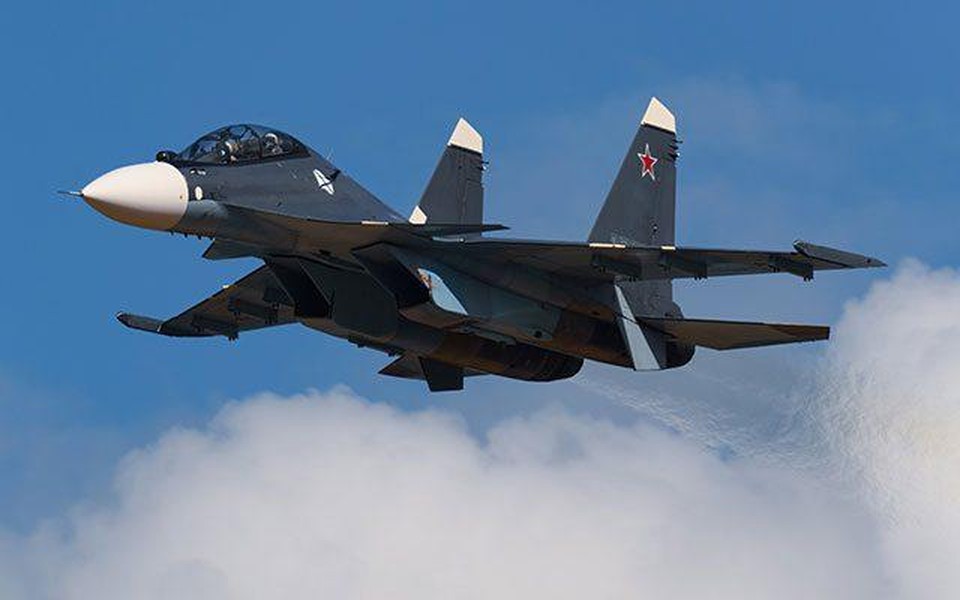 Dây chuyền sản xuất hàng loạt tiêm kích Su-30SM2 đang hoạt động hết công suất ảnh 8