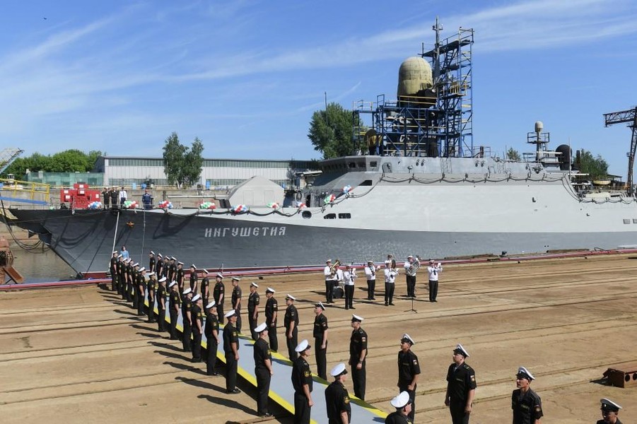 Tàu tên lửa tàng hình Grad tăng cường đáng kể sức mạnh cho Hạm đội Baltic Nga ảnh 15