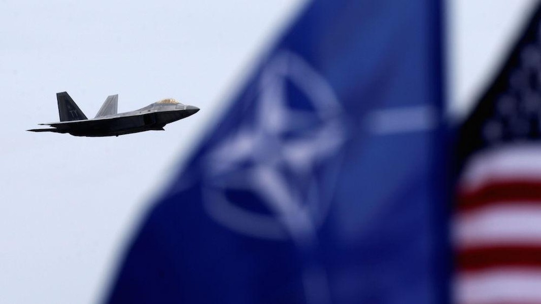 Mỹ phải chấm dứt cuộc xung đột Ukraine bằng cách... rút khỏi NATO ảnh 3