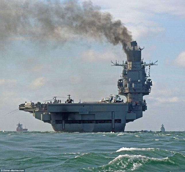 Hải quân Nga sắp tiếp nhận 'tàu sân bay có 9 mạng sống' ảnh 10